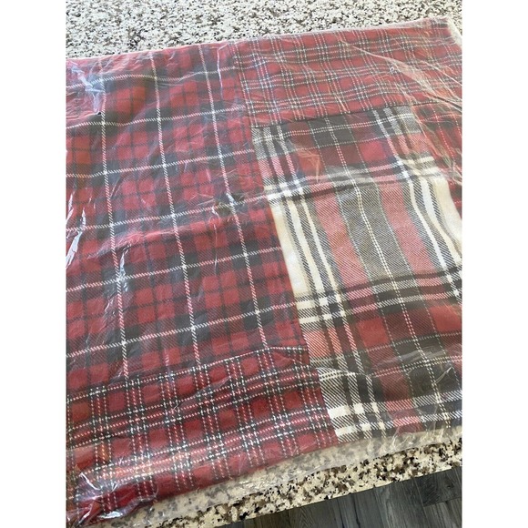 New Pottery Barn Flannel Plaid Reversble Euro Pillow Cover 24” Christmas Holiday - Picture 3 of 6